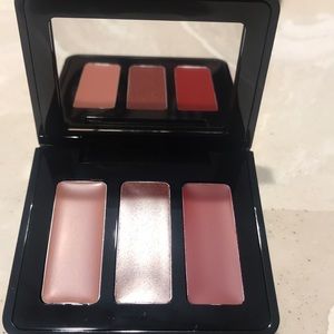 NIB- MAC Nutcracker Sweet Viva Glam Lip compact